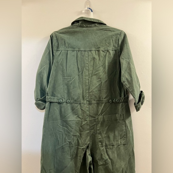 16. Universal Thread™ Women's Long Sleeve Button-Front Boilersuit - Green - Picture 7 of 15